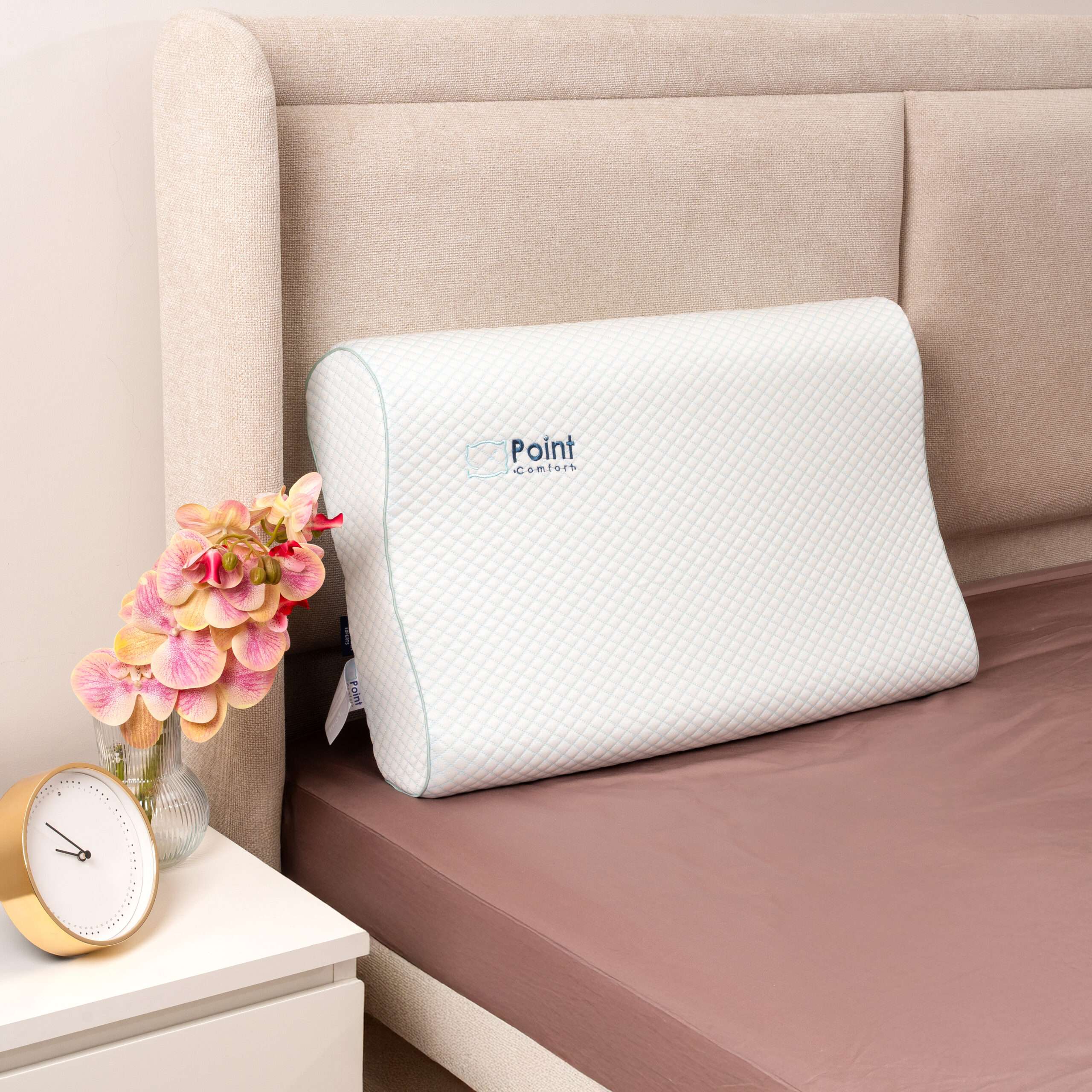 XL Curved Memory Foam Pillow